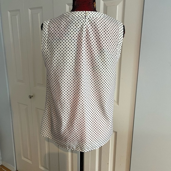 Polka dot top - Picture 4 of 4